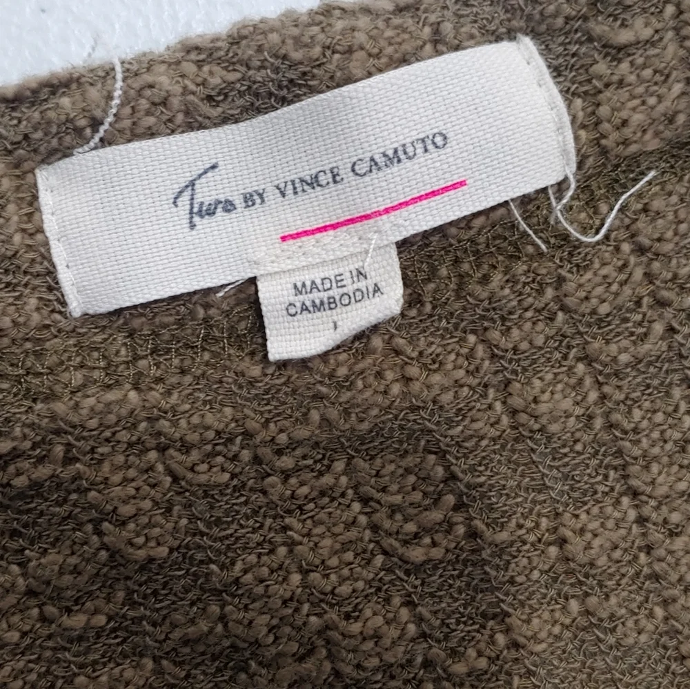 TWO BY VINCE CAMUTO BUTTON CARDIGAN (a209)